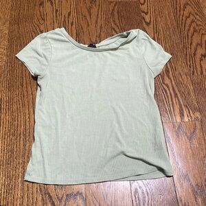 Basic short sleeve for girls!
